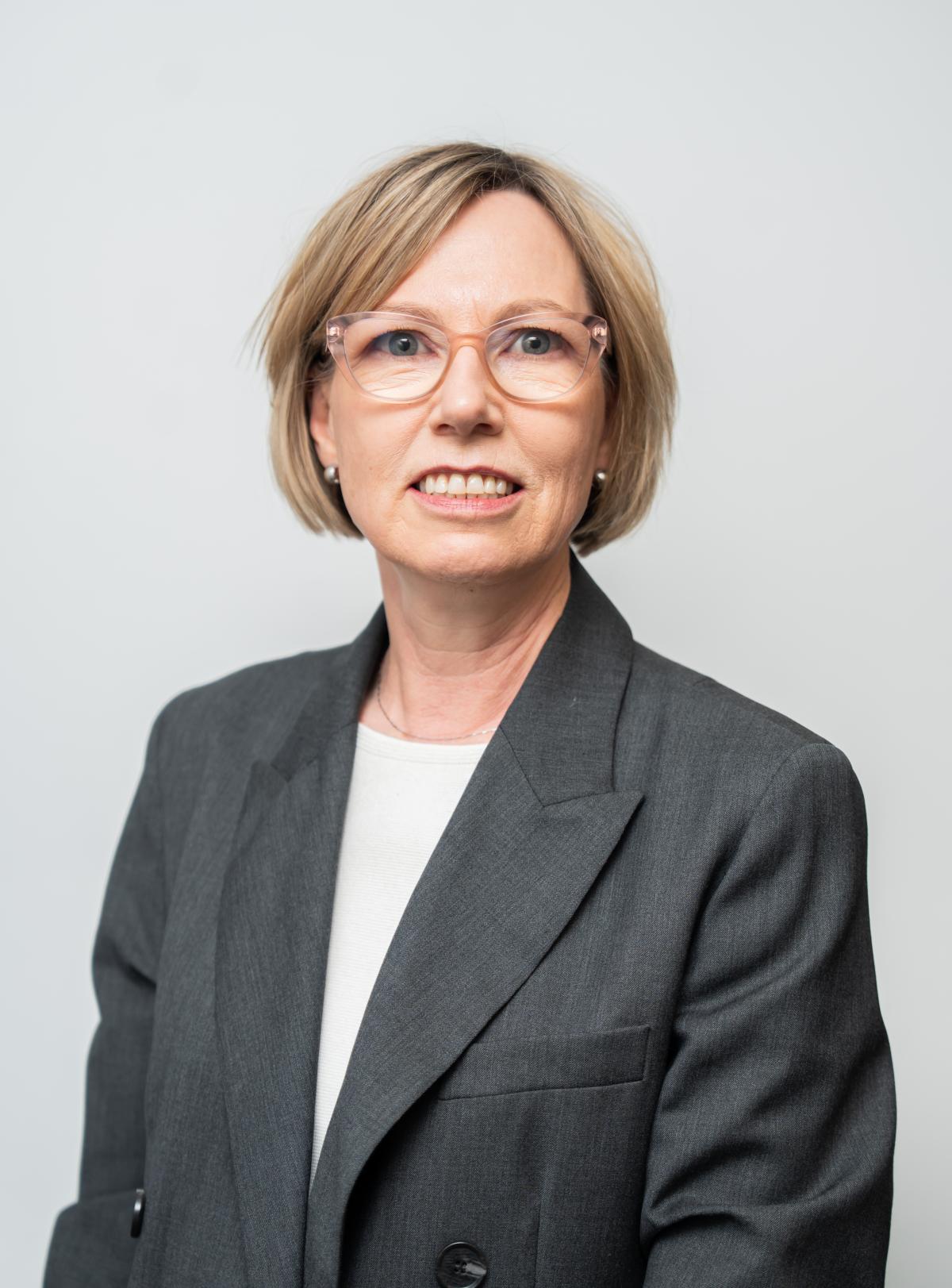Christine Howlett